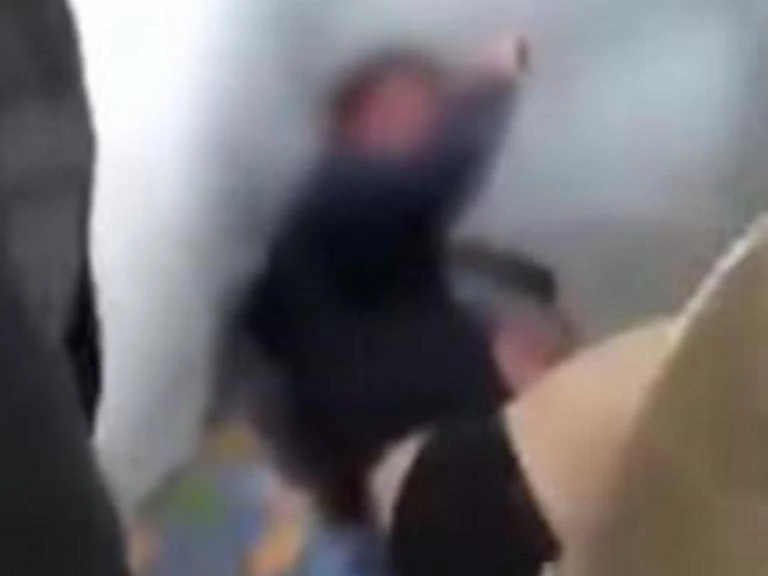 Κρατούμενοι φυλακών Αυλώνα: «Ο 19χρονος Αλβανός εκτός από μερικές σφαλιάρες και κλωτσιές δεν έπαθε τίποτα»